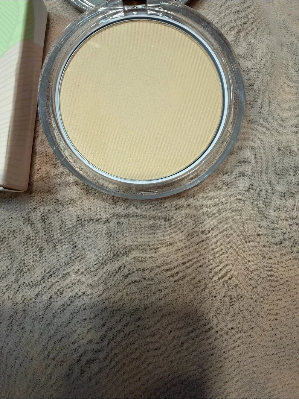 Clinique Stay-Matte Sheer Pressed Powder - 01 Stay Buff (VF)